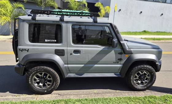 SUZUKI JIMNY 1.5 GASOLINA SIERRA 4YOU 4X4 MANUAL